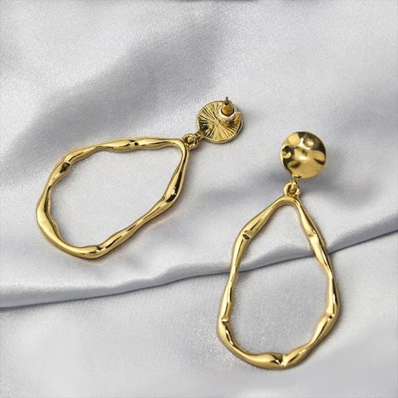 Jewelry - Irregular Hoop Dangle Earrings
